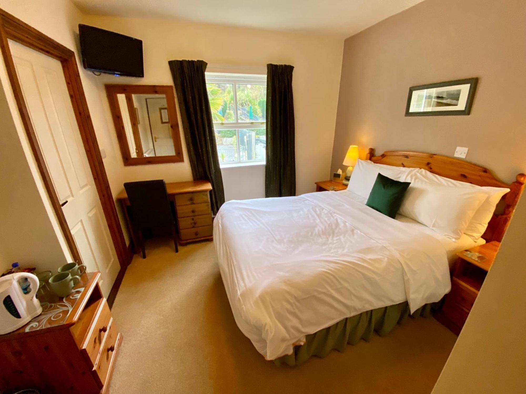 The Globe Inn 킹스브리지 외부 사진